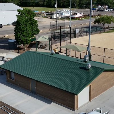 <div class="aas01"> Metal Roofing <br /><div class="aasprod">STANDING SEAM </div></div>