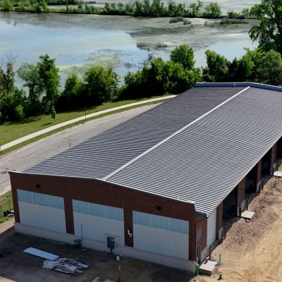 <div class="aas01"> Metal Roofing <br /><div class="aasprod">STANDING SEAM </div></div>